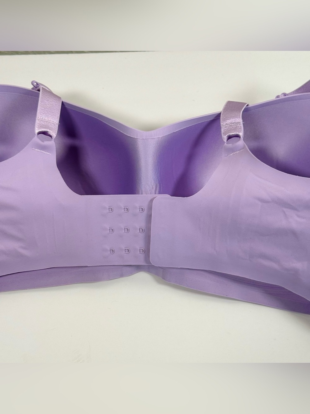 EBY Seamless Wireless Bra L/DD Lavender Purple Adjustable Straps NWT - Picture 3 of 3